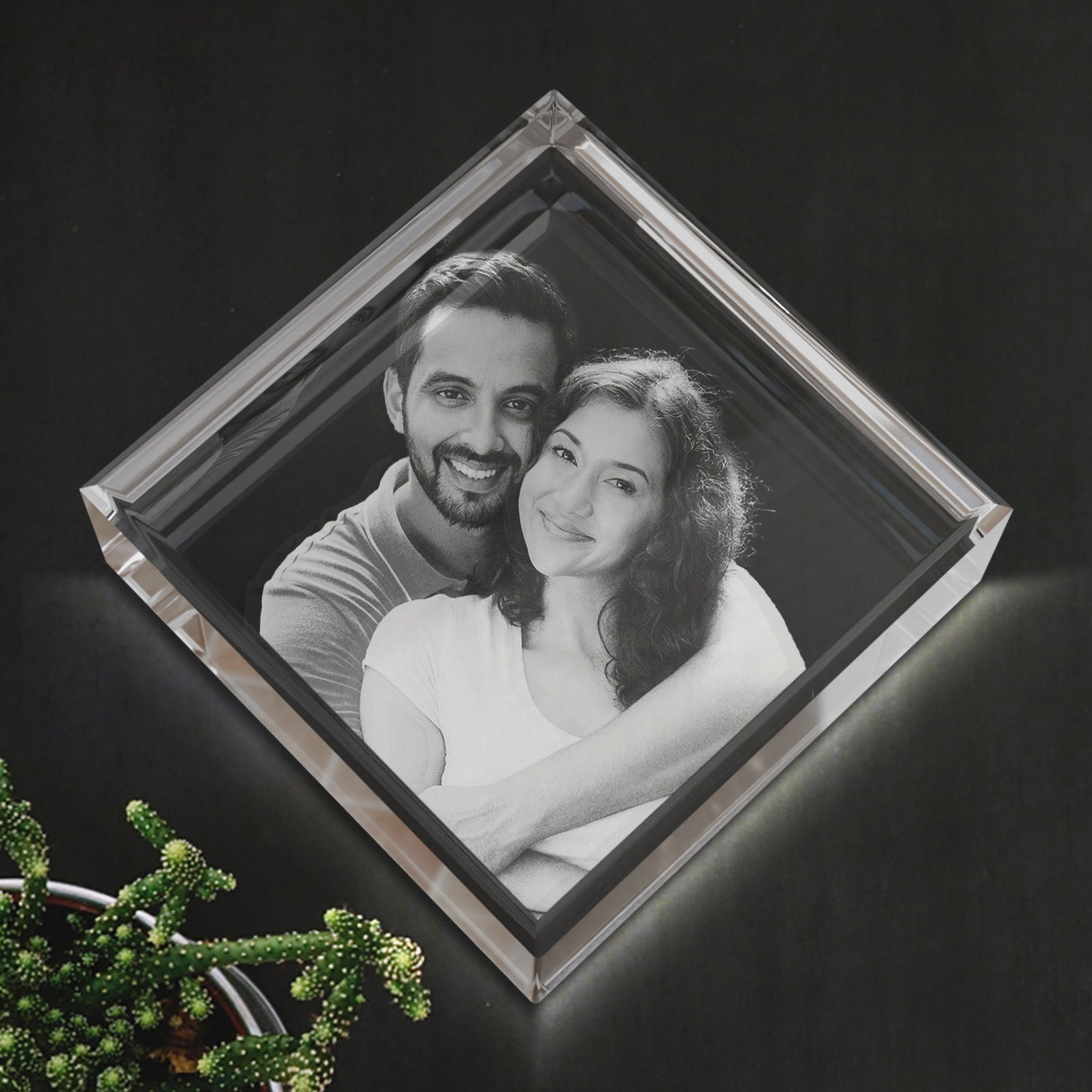 3D Crystal Engraving - Diamond Doel Crystals